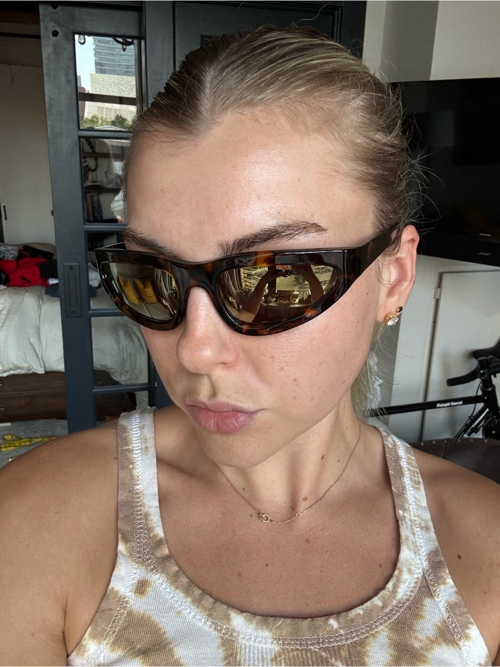 Tortoiseshell Cat-Eye Sunglasses with Brown Mirrored Lenses